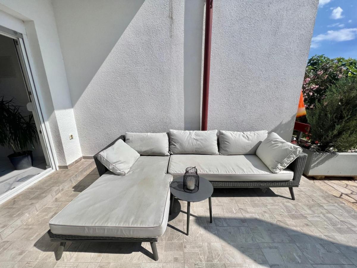 Apartmani Ana Dramalj Buitenkant foto