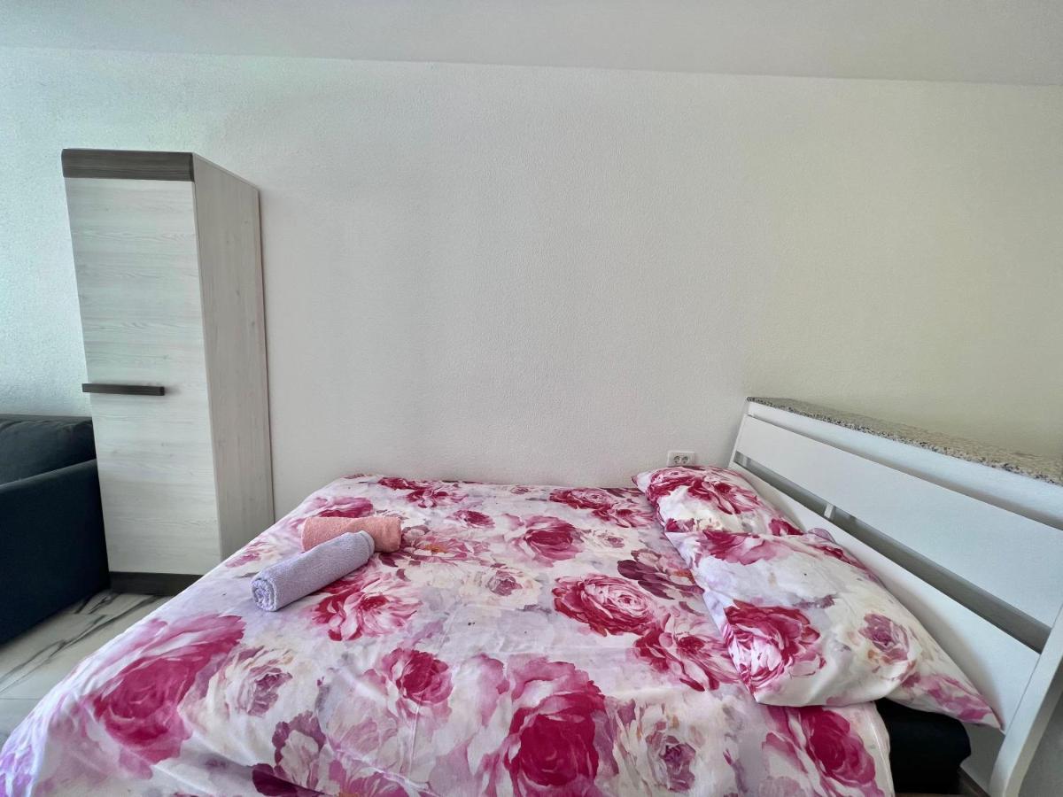Apartmani Ana Dramalj Buitenkant foto