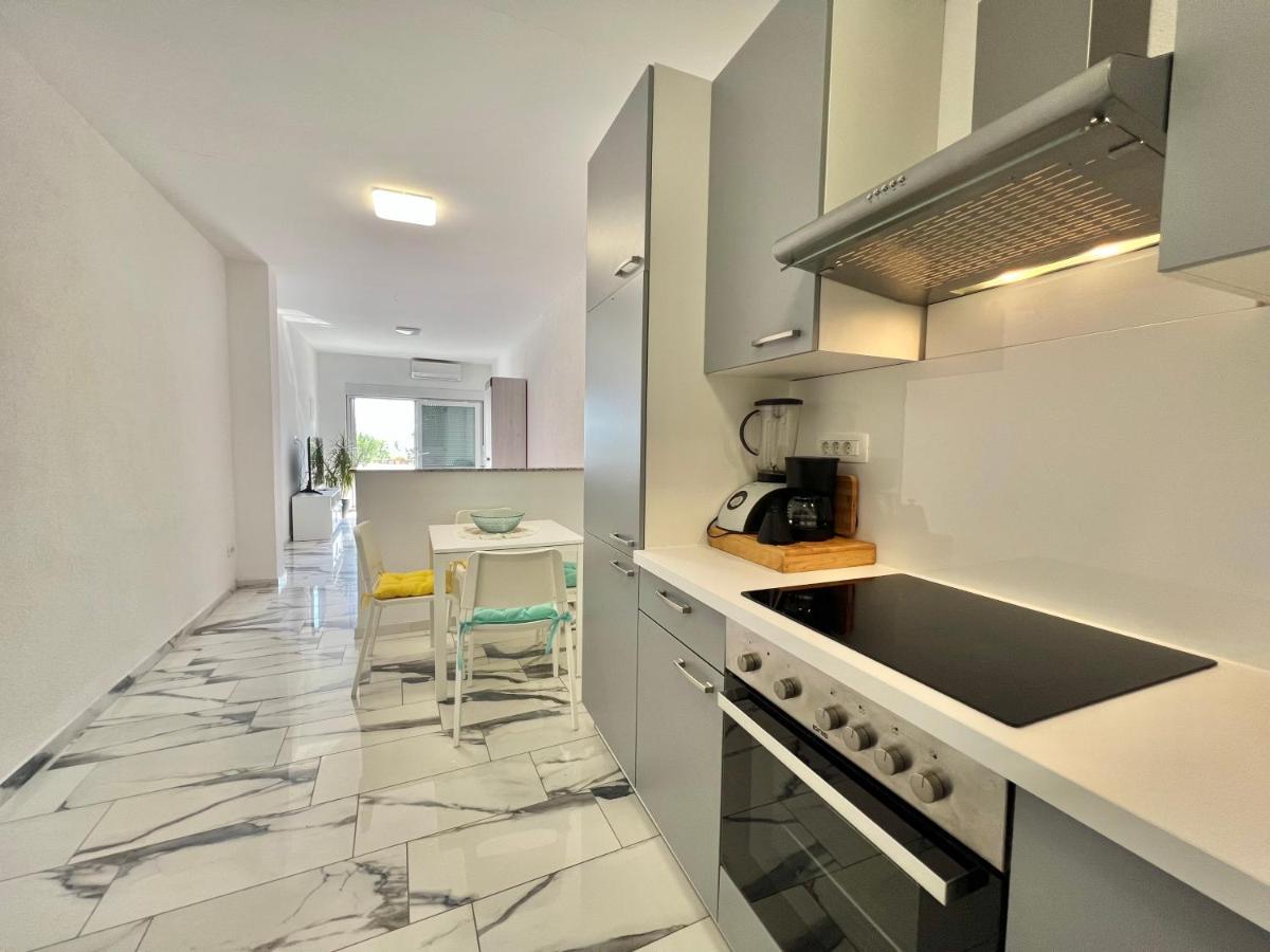 Apartmani Ana Dramalj Buitenkant foto